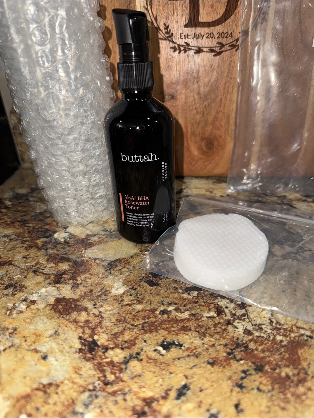 AHA/BHA Rosewater Toner – Black
